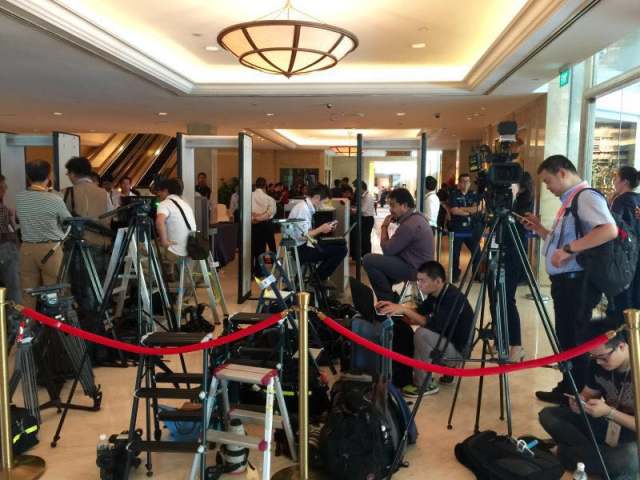 ����(x��)�R�����������(zh��n)һ�|���l(f��)