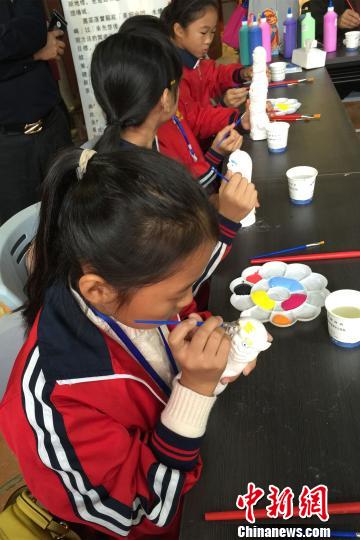 �x��������������L���L�{������ż�����O�� �z