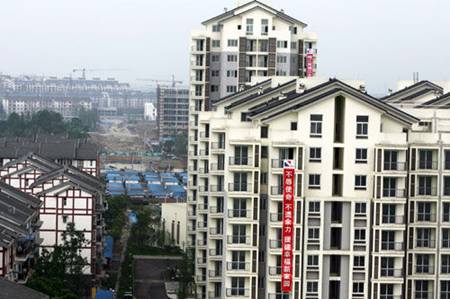 汶川地震兩周年:“災區(qū)重建,不僅僅是把樓房蓋起來”(圖)