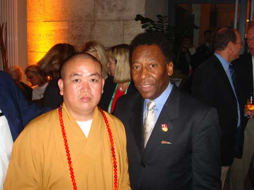 �c(di��n)���M(j��n)����һ�����籭���ʈDƬ